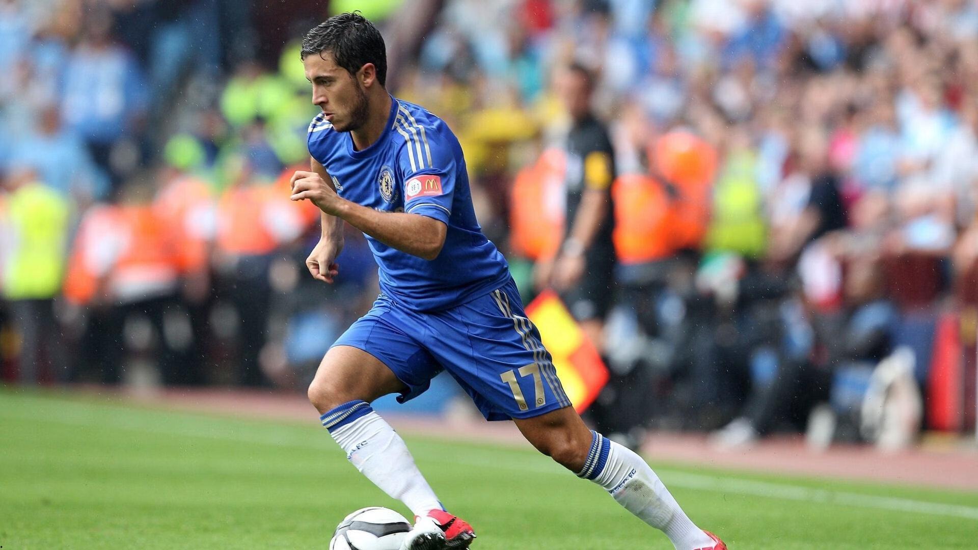 抱都抱了，咋还不能换个球衣了？绿茵场上友谊与规则的无声博弈